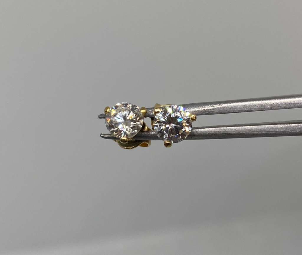 Diamond Stud Earrings 1ct - 18k Gold Lab Grown - Ryan Dantrassy