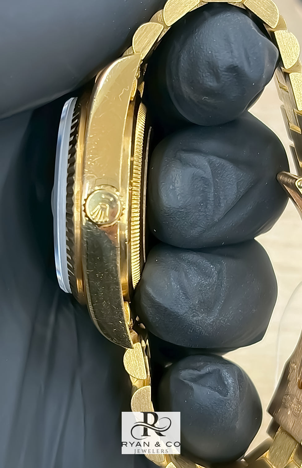 Rolex Day-Date 36mm Yellow Gold Champagne Diamond Dial | Fluted Bezel President Watch
