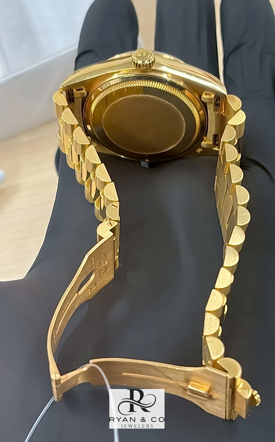Rolex Day-Date 36mm Yellow Gold Champagne Diamond Dial | Fluted Bezel President Watch