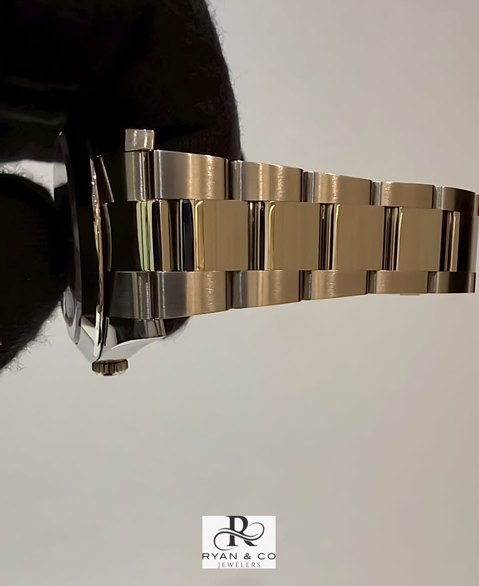 Rolex Datejust Yellow Gold Champagne Roman Dial | Smooth Bezel Oyster Bracelet Luxury Watch