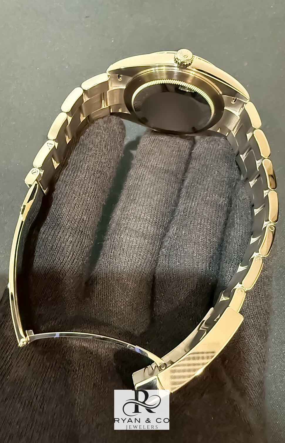 Rolex Datejust Yellow Gold Champagne Roman Dial | Smooth Bezel Oyster Bracelet Luxury Watch