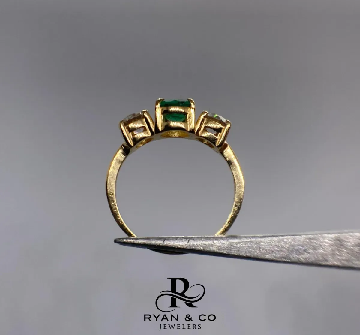 18K Yellow Gold Colombian Oval Emerald & Diamond Ring