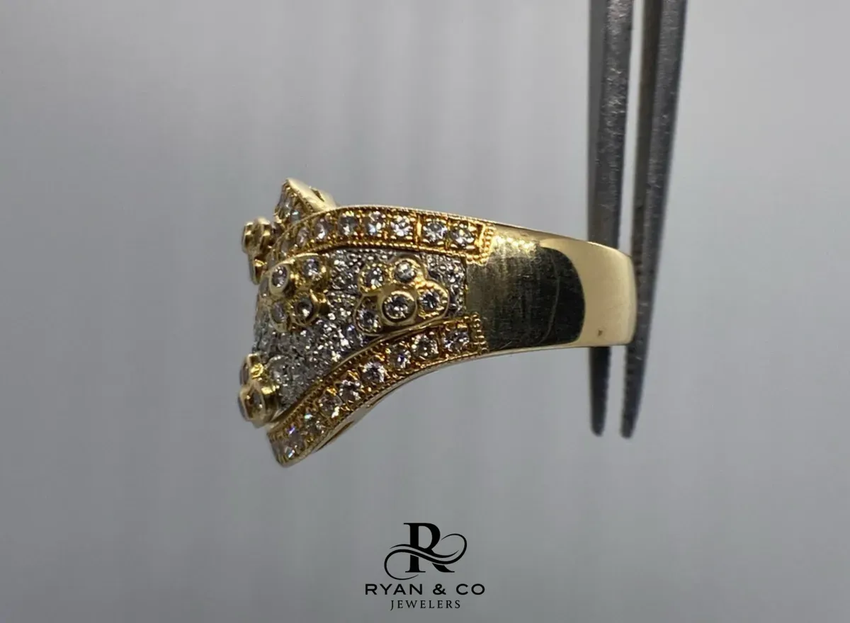 18k Yellow Gold & P900 Platinum Women's Diamond Ring