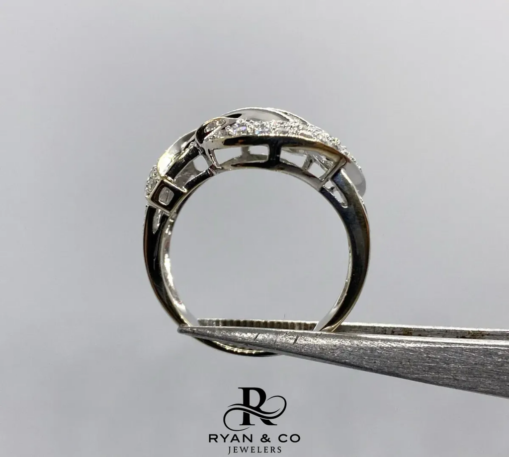 18k White Gold Invisible Set Baguette Cluster Diamond Ring