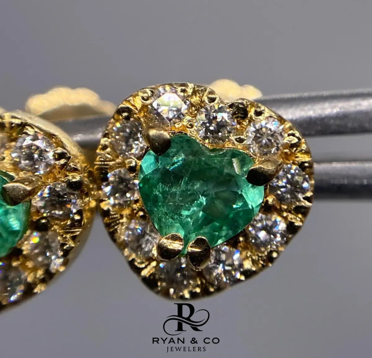 18K Yellow Gold Colombian Emerald Diamond Earrings