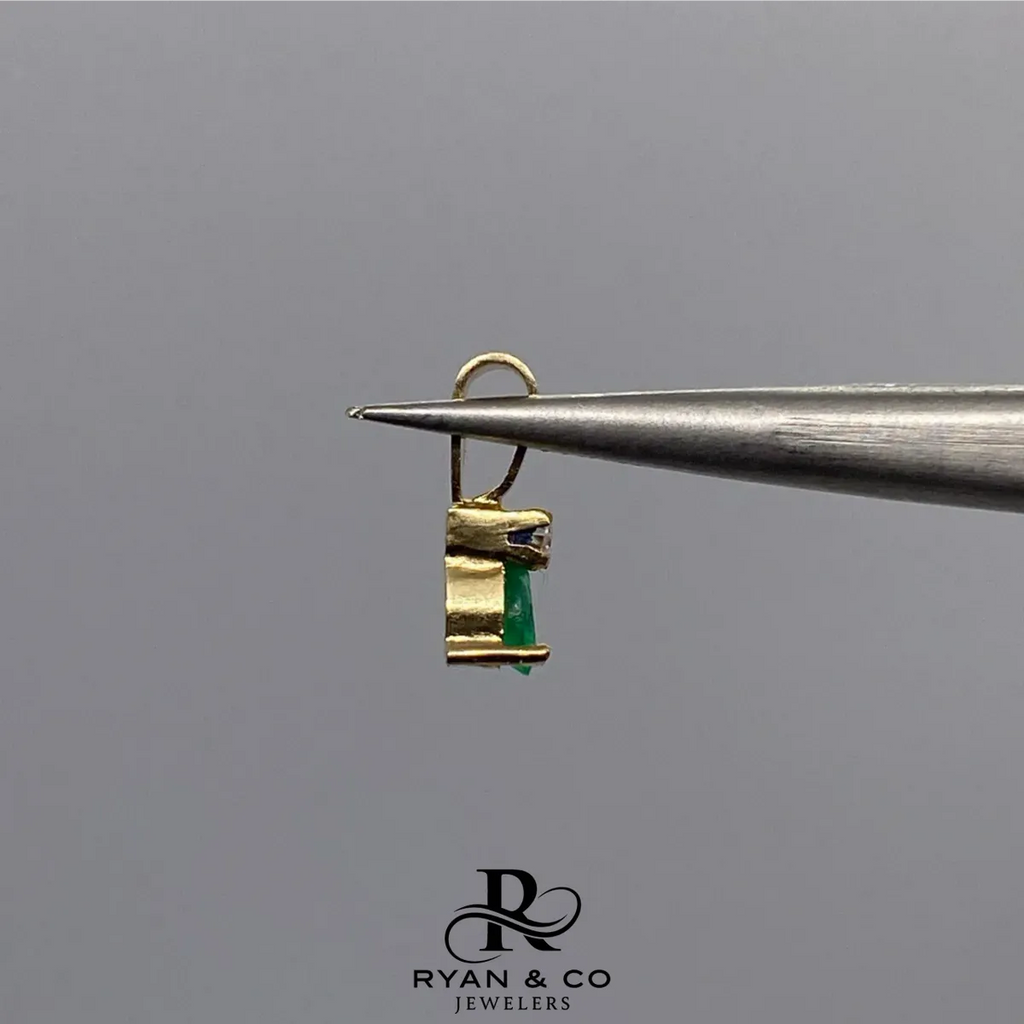 18K Yellow Gold Pear Shaped Muzo Emerald Pendant