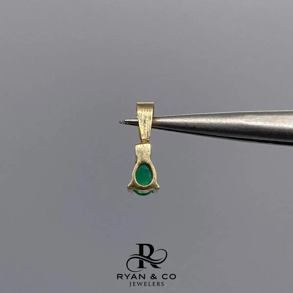 18K Yellow Gold Pear Shaped Muzo Emerald Pendant